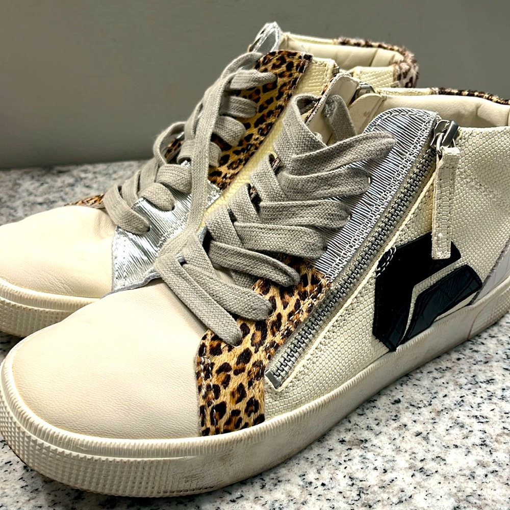 Dolce Vita Sneakers